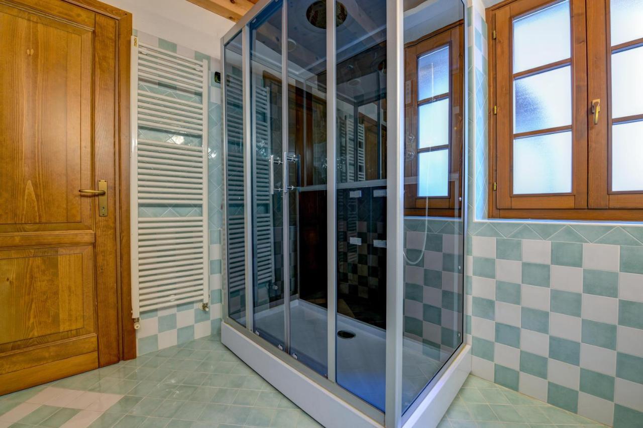 Casa Nel Borgo - Casa Oliva Villa Tremosine Exteriör bild