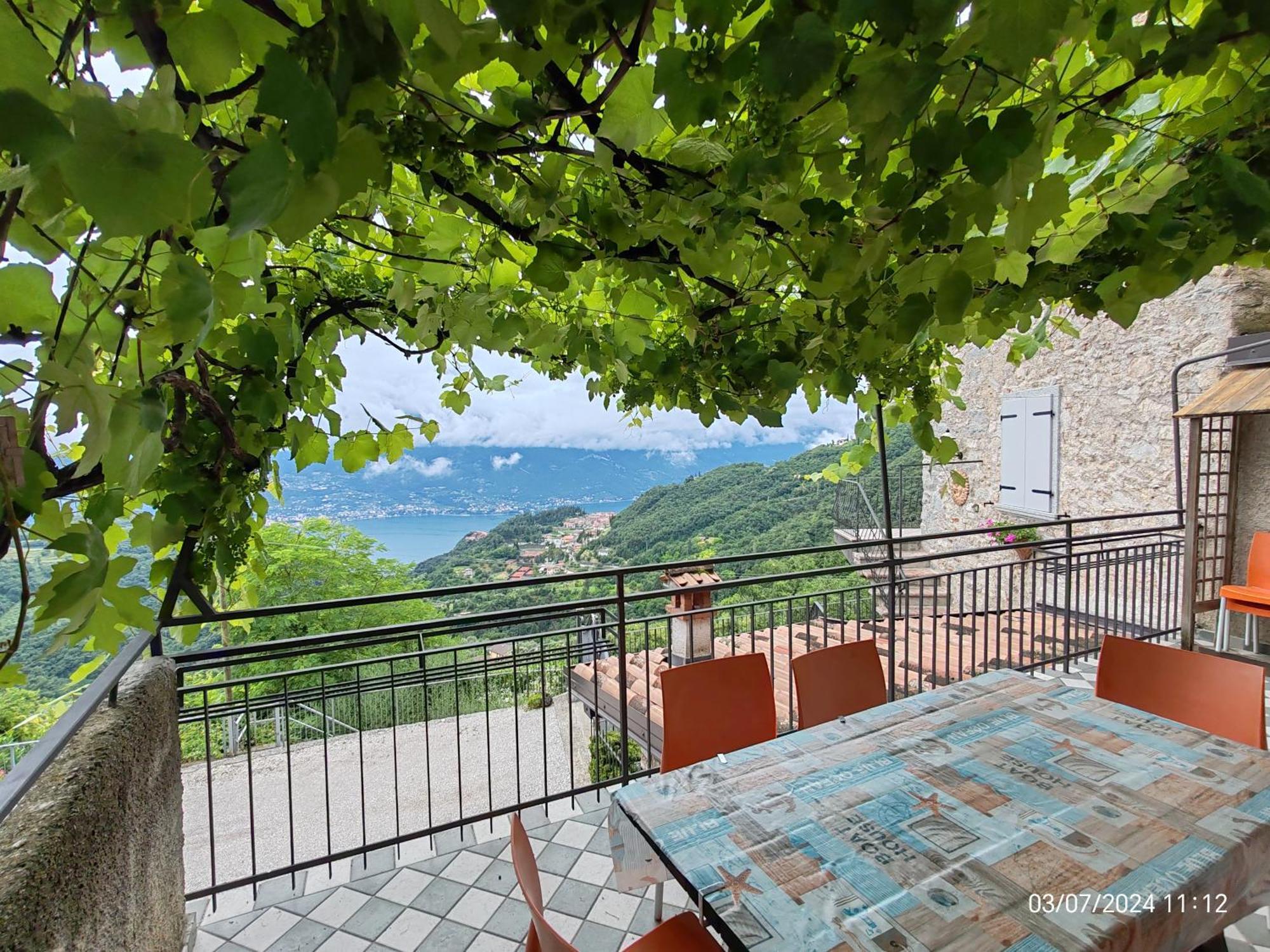 Casa Nel Borgo - Casa Oliva Villa Tremosine Exteriör bild